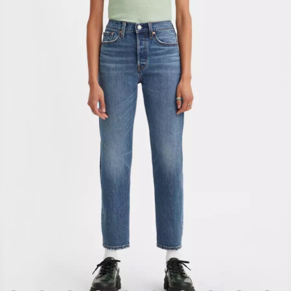 Levi’s Wedgie Straight Jeans